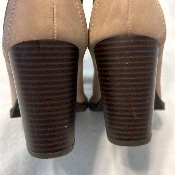 Torrid Foldover Lace Up Shearling Combat Bootie Block Heels Womens 8 W Tan New - Picture 9 of 13